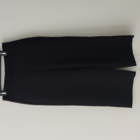 RW&CO Wide Cropped Pants | Size 6 - Picture 1 of 5